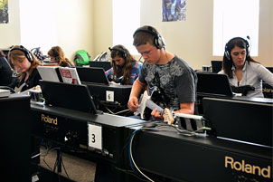 Guitar Labs (Photo)